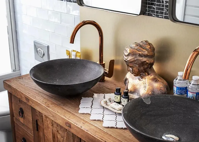 La Bleue Guest house 4*